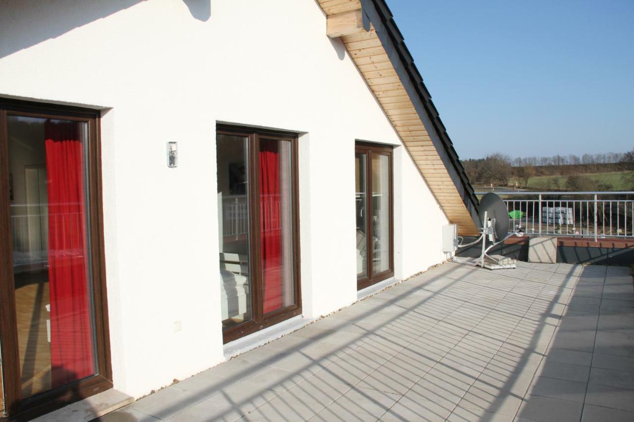 Monteurwohnung Satzvey เมเคอร์นิค ภายนอก รูปภาพ