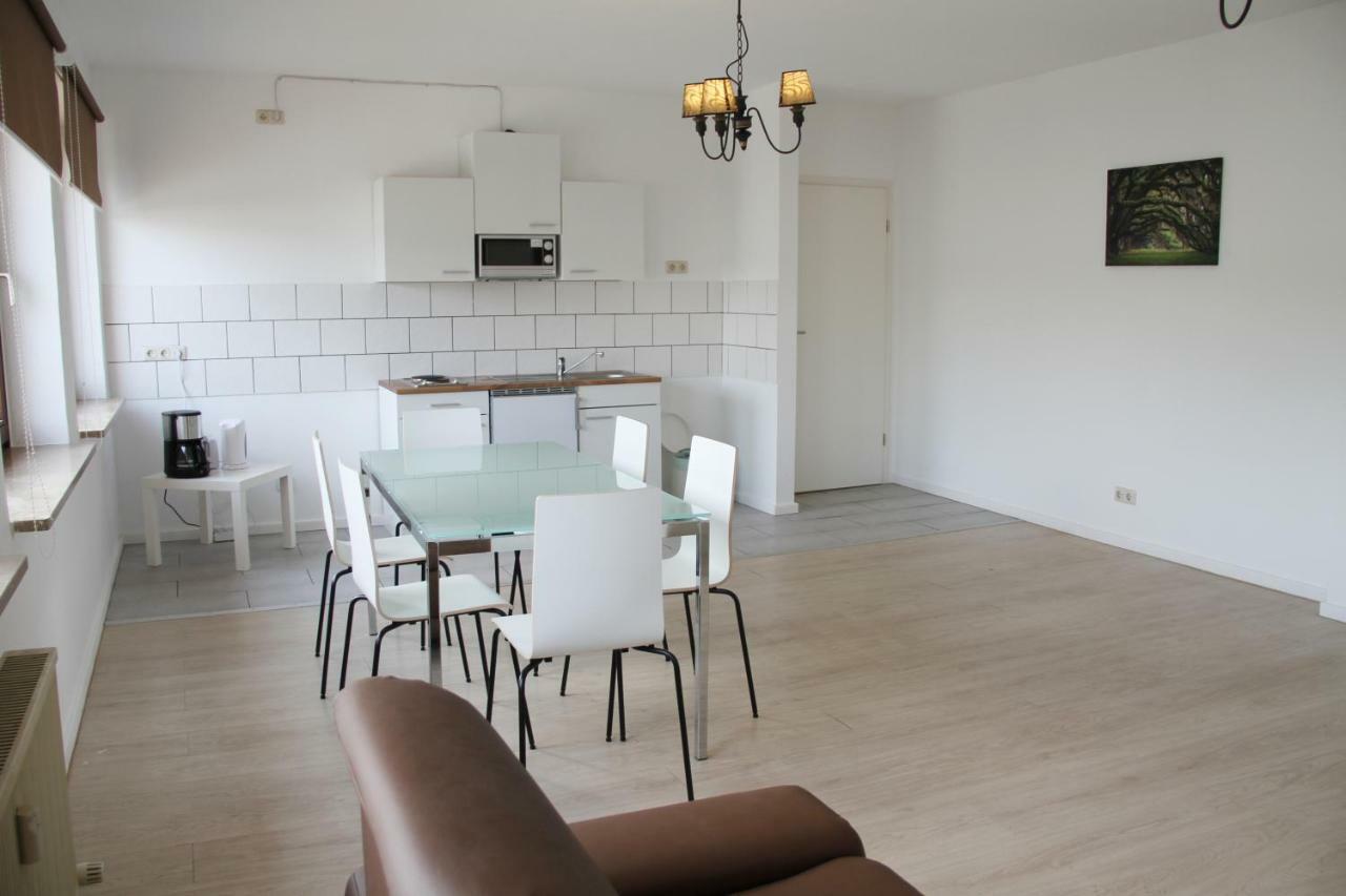 Monteurwohnung Satzvey เมเคอร์นิค ภายนอก รูปภาพ