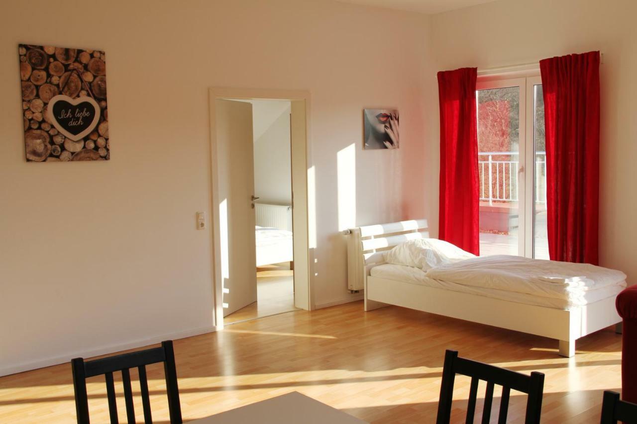 Monteurwohnung Satzvey เมเคอร์นิค ภายนอก รูปภาพ