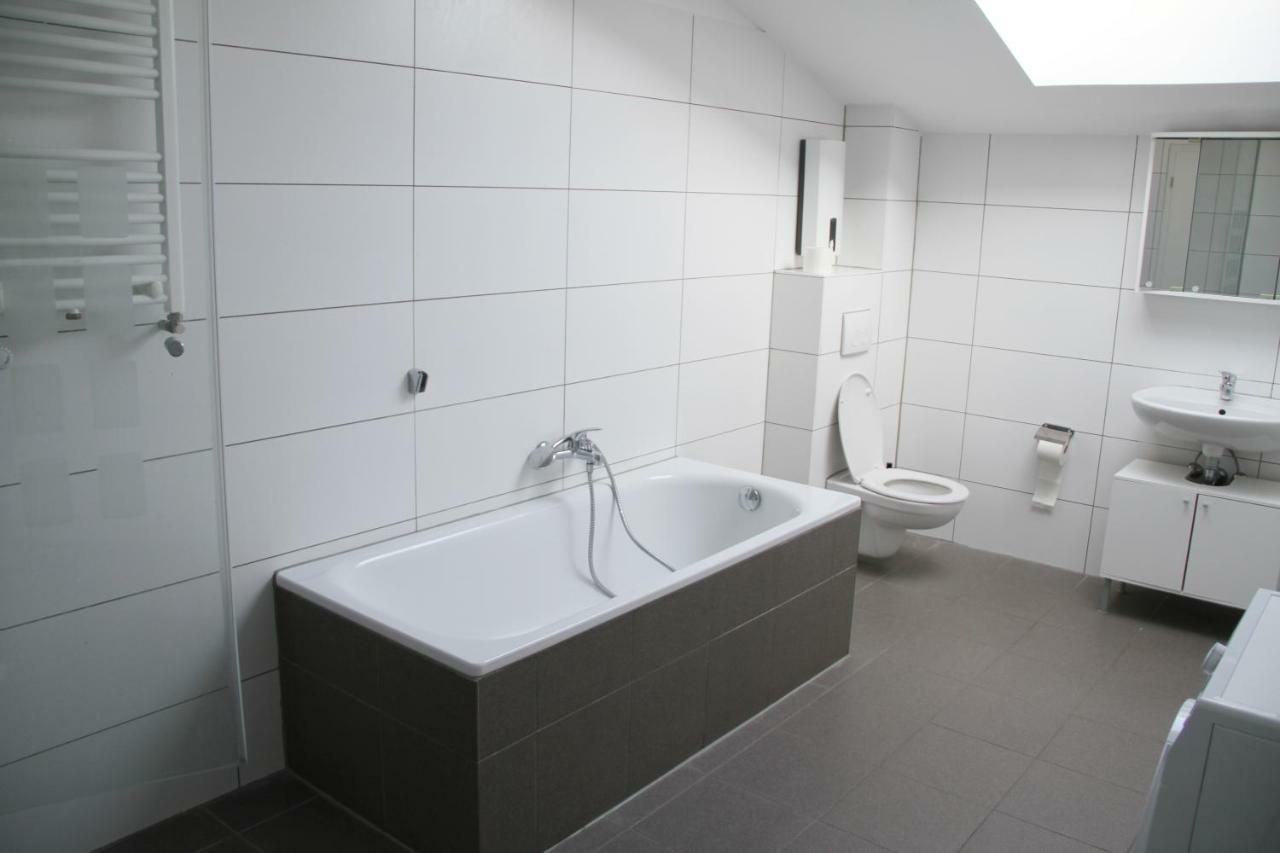 Monteurwohnung Satzvey เมเคอร์นิค ภายนอก รูปภาพ