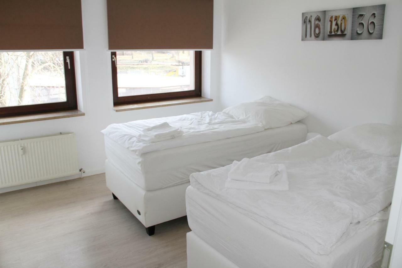Monteurwohnung Satzvey เมเคอร์นิค ภายนอก รูปภาพ